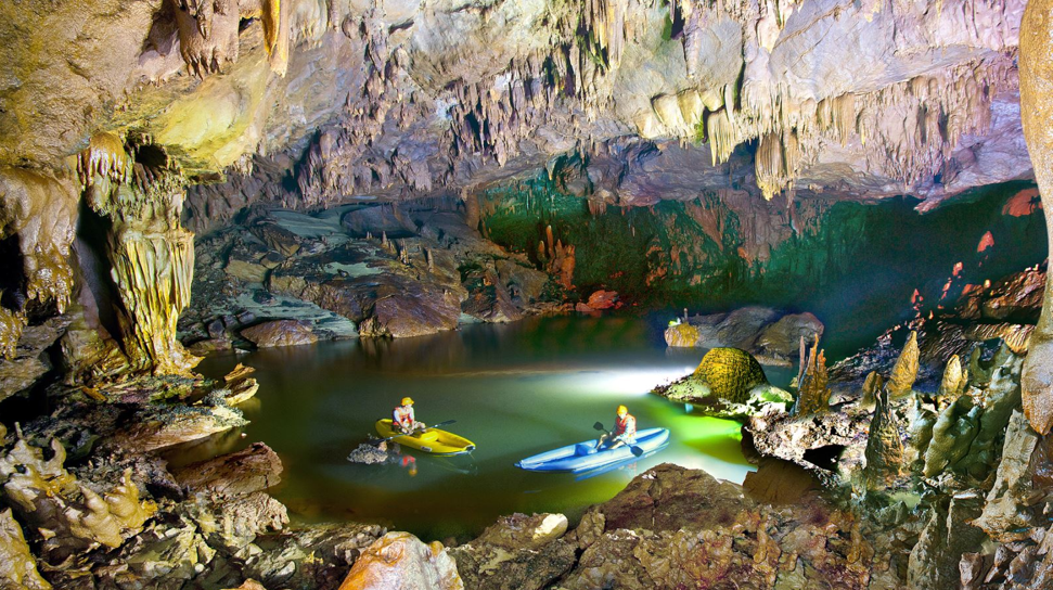 Tour du lịch Đà Nẵng - Huế - Quảng Bình 4 ngày 3 đêm